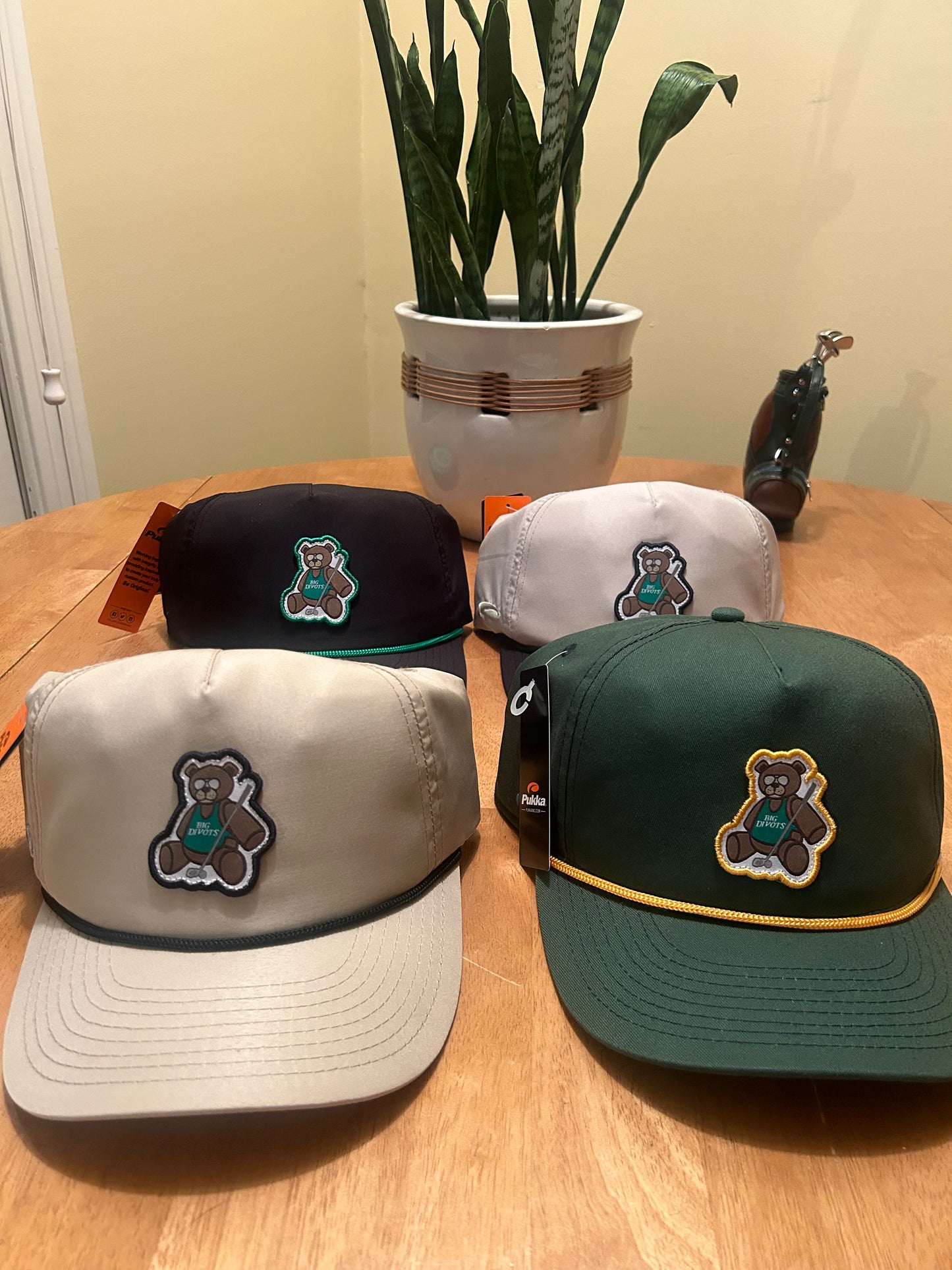 Divots Teddy Bear Logo (Khaki)